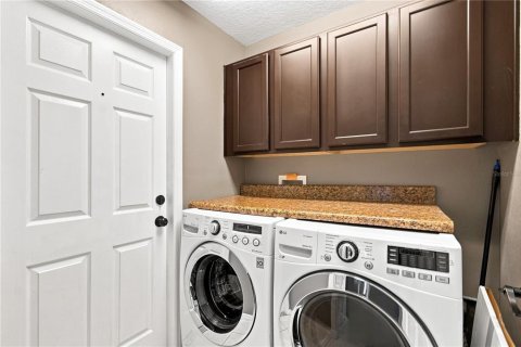 Casa en venta en Clermont, Florida, 4 dormitorios, 215.44 m2 № 2272866 - foto 18