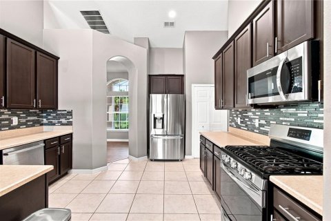Casa en venta en Clermont, Florida, 4 dormitorios, 215.44 m2 № 2272866 - foto 10
