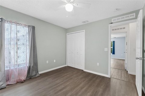 House in Winter Haven, Florida 4 bedrooms, 283.35 sq.m. № 1793404 - photo 20