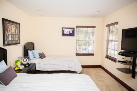 Снять в аренду виллу или дом в Бока-Ратон, Флорида 3 спальни, 229.65м2, № 2047710 - фото 18