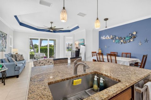 House in Bradenton, Florida 2 bedrooms, 141.68 sq.m. № 2200236 - photo 19