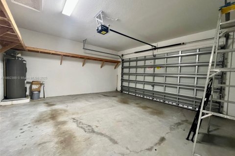 Adosado en alquiler en Pembroke Pines, Florida, 3 dormitorios, 215.53 m2 № 1944951 - foto 25