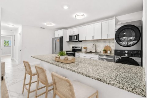 Copropriété à louer à Boca Raton, Floride: 3 chambres, 105.91 m2 № 2300319 - photo 5