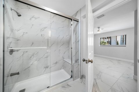 Copropriété à louer à Boca Raton, Floride: 3 chambres, 105.91 m2 № 2300319 - photo 13