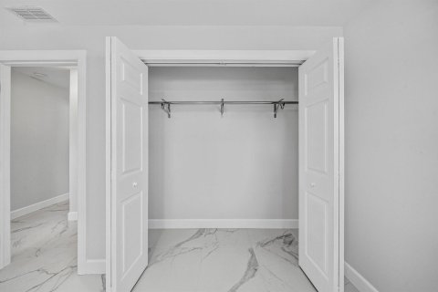 Copropriété à louer à Boca Raton, Floride: 3 chambres, 105.91 m2 № 2300319 - photo 17