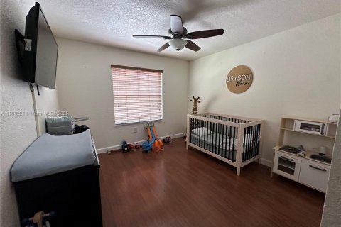 Townhouse in Miramar, Florida 3 bedrooms, 185.99 sq.m. № 1755935 - photo 28