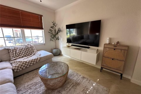 Townhouse in Miramar, Florida 3 bedrooms, 185.99 sq.m. № 1755935 - photo 6