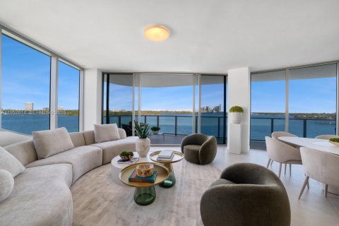 Condominio en venta en Bay Harbor Islands, Florida, 3 dormitorios, 294.87 m2 № 2007679 - foto 3