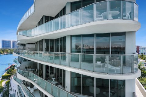 Condominio en venta en Bay Harbor Islands, Florida, 3 dormitorios, 294.87 m2 № 2007679 - foto 26