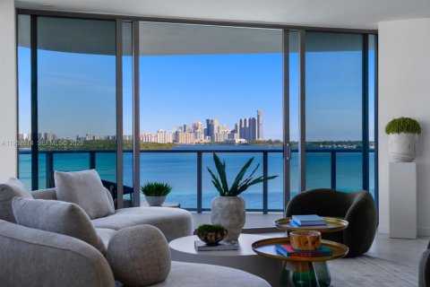 Condominio en venta en Bay Harbor Islands, Florida, 3 dormitorios, 294.87 m2 № 2007679 - foto 4