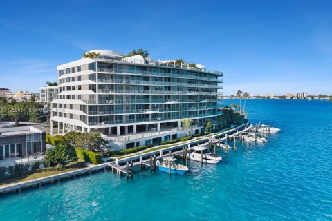 Condominio en venta en Bay Harbor Islands, Florida, 3 dormitorios, 294.87 m2 № 2007679 - foto 28
