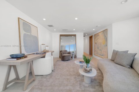 Condominio en venta en Bay Harbor Islands, Florida, 3 dormitorios, 294.87 m2 № 2007679 - foto 21