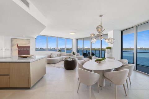 Condominio en venta en Bay Harbor Islands, Florida, 3 dormitorios, 294.87 m2 № 2007679 - foto 6