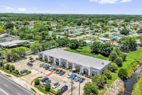 Propiedad comercial en venta en Orlando, Florida № 2198001 - foto 27