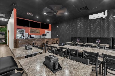 Propiedad comercial en venta en Orlando, Florida № 2198001 - foto 14