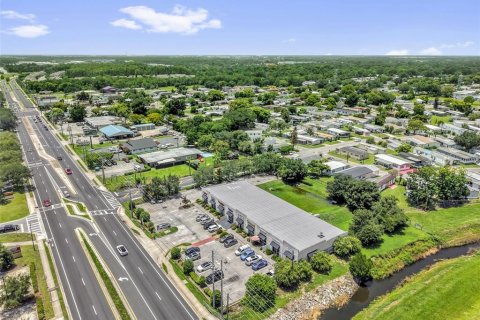 Propiedad comercial en venta en Orlando, Florida № 2198001 - foto 6