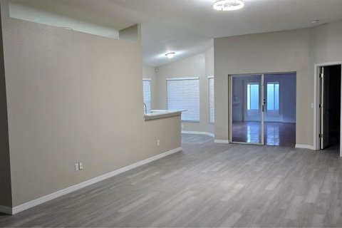 House in Valrico, Florida 3 bedrooms, 224.82 sq.m. № 2102216 - photo 6