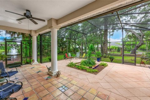 House in Oviedo, Florida 4 bedrooms, 201.04 sq.m. № 1810645 - photo 13