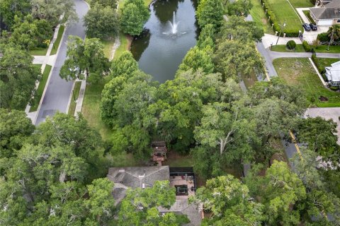 House in Oviedo, Florida 4 bedrooms, 201.04 sq.m. № 1810645 - photo 29