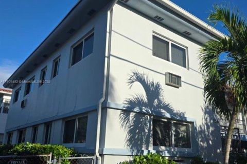 Immobilier commercial à vendre à Miami Beach, Floride № 1963560 - photo 4