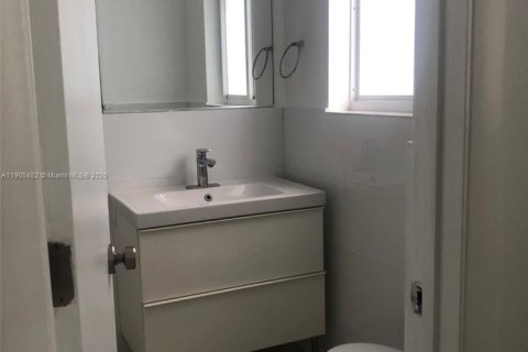 Immobilier commercial à vendre à Miami Beach, Floride № 1963560 - photo 27