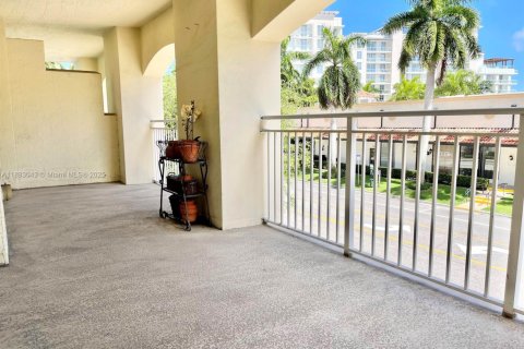 Купить кондоминиум в Бока-Ратон, Флорида 1 спальня, 82.68м2, № 1932044 - фото 5