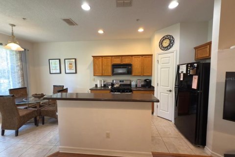 Townhouse in Four Corners, Florida 3 bedrooms, 156.63 sq.m. № 1894187 - photo 8