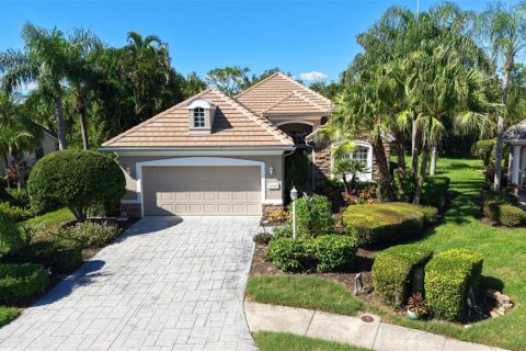 Villa ou maison à Lakewood Ranch, Floride 3 chambres, 207.82 m2 № 2426982