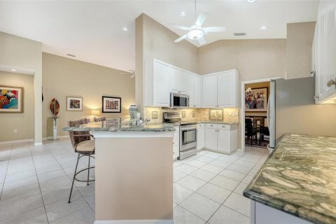 Villa ou maison à vendre à Lakewood Ranch, Floride: 3 chambres, 207.82 m2 № 2426982 - photo 13
