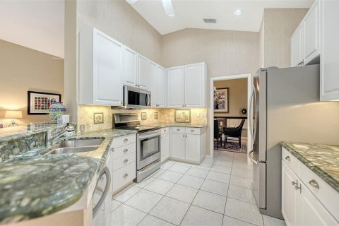 Villa ou maison à vendre à Lakewood Ranch, Floride: 3 chambres, 207.82 m2 № 2426982 - photo 14