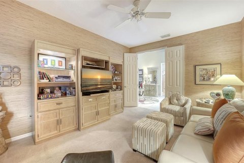 Villa ou maison à vendre à Lakewood Ranch, Floride: 3 chambres, 207.82 m2 № 2426982 - photo 12