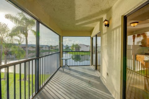 Condominio en alquiler en Homestead, Florida, 3 dormitorios, 111.02 m2 № 2030560 - foto 22