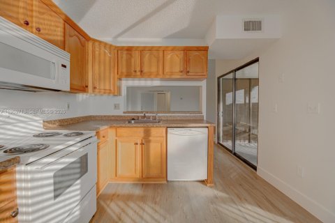 Condominio en alquiler en Homestead, Florida, 3 dormitorios, 111.02 m2 № 2030560 - foto 7