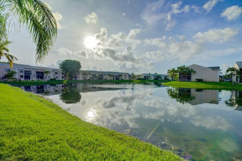 Condominio en alquiler en Homestead, Florida, 3 dormitorios, 111.02 m2 № 2030560 - foto 29