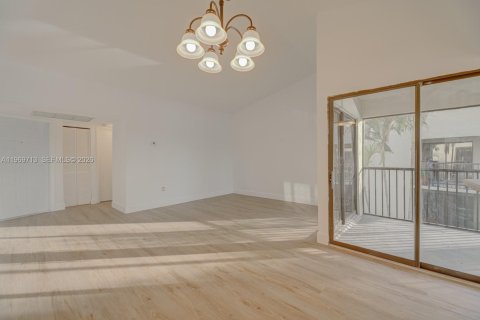 Condominio en alquiler en Homestead, Florida, 3 dormitorios, 111.02 m2 № 2030560 - foto 6