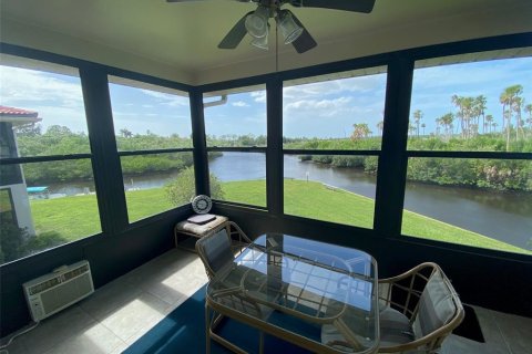Condominio en alquiler en Port Richey, Florida, 2 dormitorios, 122.63 m2 № 1886948 - foto 17