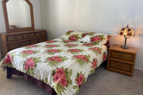 Condominio en alquiler en Port Richey, Florida, 2 dormitorios, 122.63 m2 № 1886948 - foto 27