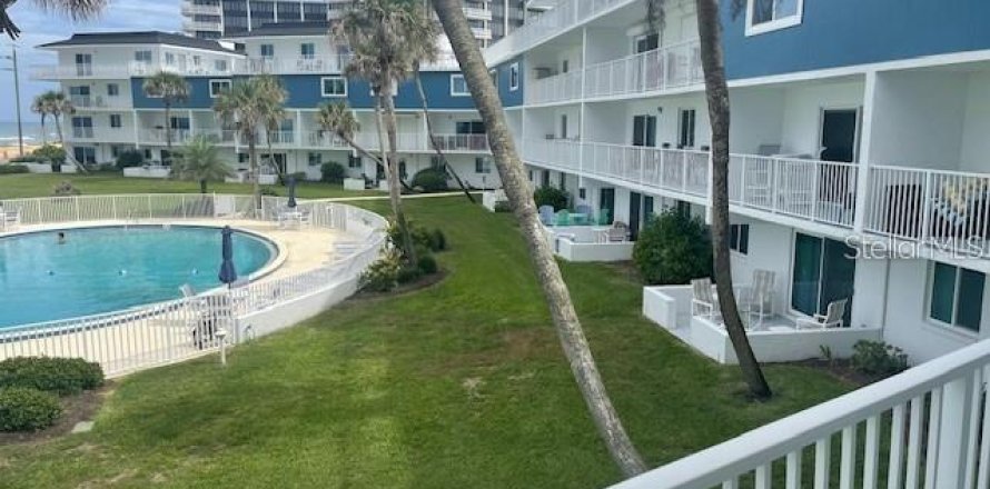 Condominio en Flagler Beach, Florida, 2 dormitorios № 1723494