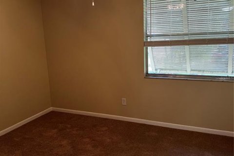 Condominio en venta en Deltona, Florida, 2 dormitorios, 83.33 m2 № 1797424 - foto 13