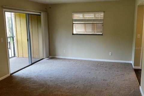 Condominio en venta en Deltona, Florida, 2 dormitorios, 83.33 m2 № 1797424 - foto 5
