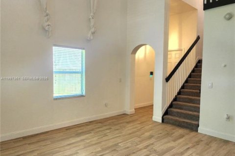 Casa en alquiler en Homestead, Florida, 3 dormitorios, 217.95 m2 № 2059269 - foto 5