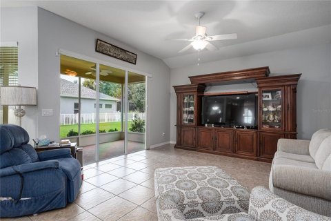 House in Palmetto, Florida 3 bedrooms, 189.15 sq.m. № 1919110 - photo 16