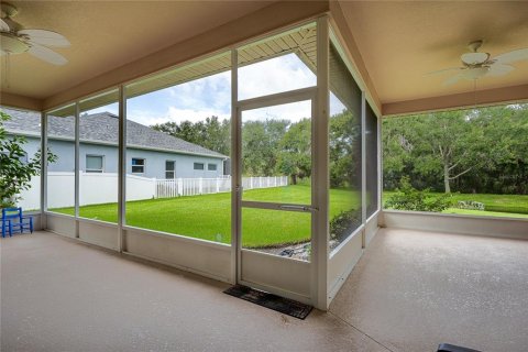 House in Palmetto, Florida 3 bedrooms, 189.15 sq.m. № 1919110 - photo 26