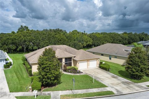House in Palmetto, Florida 3 bedrooms, 189.15 sq.m. № 1919110 - photo 4