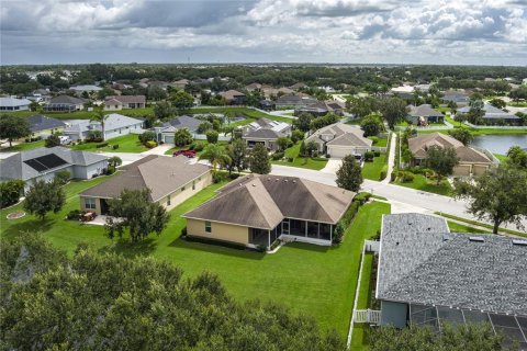 House in Palmetto, Florida 3 bedrooms, 189.15 sq.m. № 1919110 - photo 29