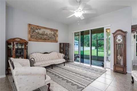 House in Palmetto, Florida 3 bedrooms, 189.15 sq.m. № 1919110 - photo 6