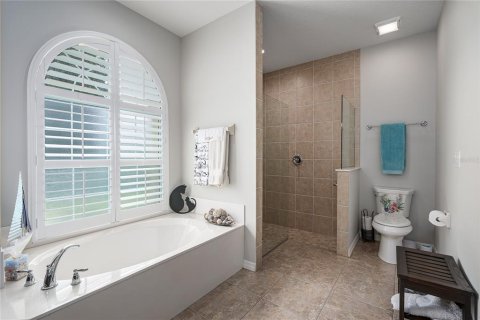 House in Palmetto, Florida 3 bedrooms, 189.15 sq.m. № 1919110 - photo 19