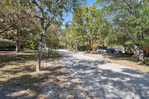 Casa en venta en Pinecrest, Florida, 3 dormitorios, 170.01 m2 № 1867743 - foto 5