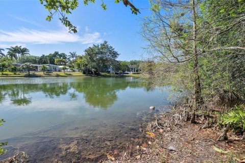 Casa en venta en Pinecrest, Florida, 3 dormitorios, 170.01 m2 № 1867743 - foto 7