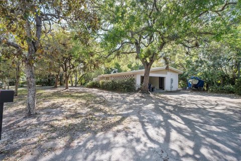 Casa en venta en Pinecrest, Florida, 3 dormitorios, 170.01 m2 № 1867743 - foto 3